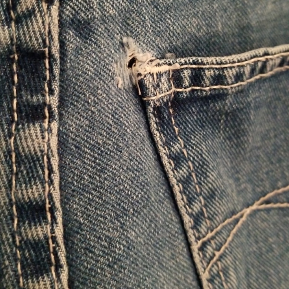 Low rise jean shorts style 2 - Picture 4 of 5